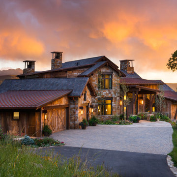 Chiming Bells Residence
