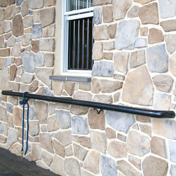 CHR Handrail