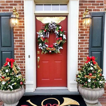 Christmas Front Door Decor