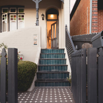 Classic Sydney home with simple tessellated pattern