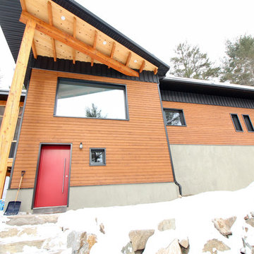 CLT (Cross Laminated Timber) Home
