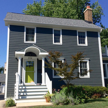 Colonial Home Iron Gray Siding in Wilmette, IL