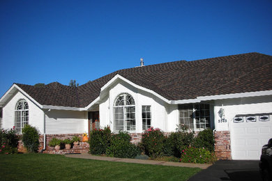 Inspiration for a timeless exterior home remodel in Sacramento