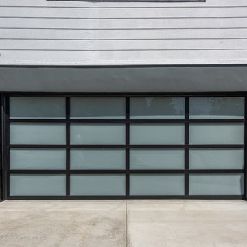Contemporary Aluminum Garage Door | Wrightwood Residence | Studio City, CA