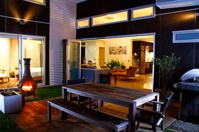 Contemporary & Private Living