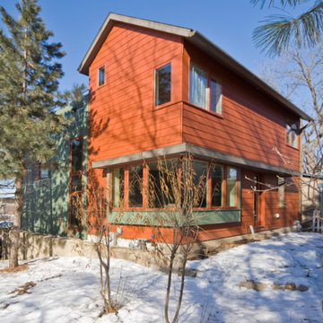 Contemporary Artistic Home - Bright Artsy Design / Comfortable Living