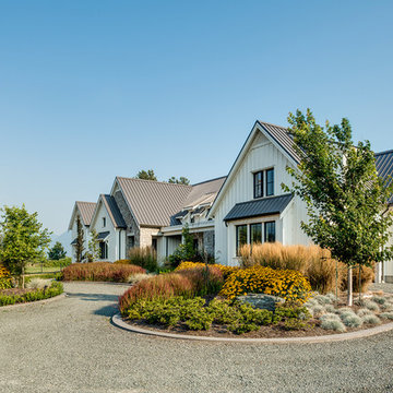 Contemporary Farmhouse