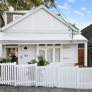 Contemporary Home Offers Relaxed Living in Annandale
