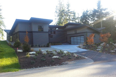 Trendy exterior home photo in Seattle