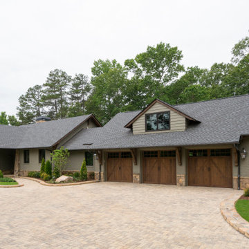 Contemporary Ranch-Style Home