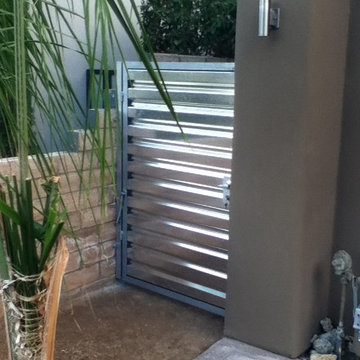 Corrugated metal fence (Palm Springs Style)