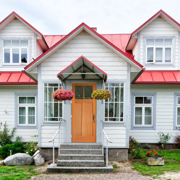 Cottage Style Home and Front Door