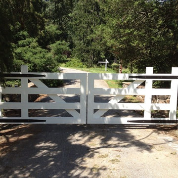 Country estate gate