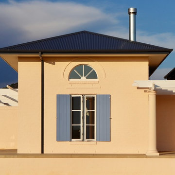 Country House - Melbourne