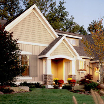 Craftsman  built with vinyl siding