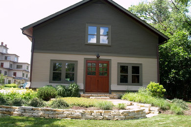Craftsman Carriage House