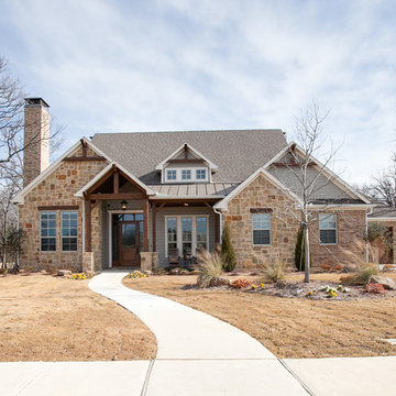 Craftsman Farm House