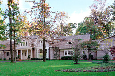 Example of an arts and crafts exterior home design in Baltimore
