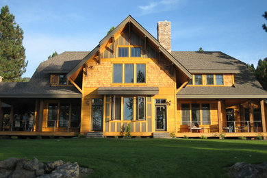 Traditional exterior home idea in Seattle
