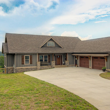 Craftsman Mountain Home: Exterior