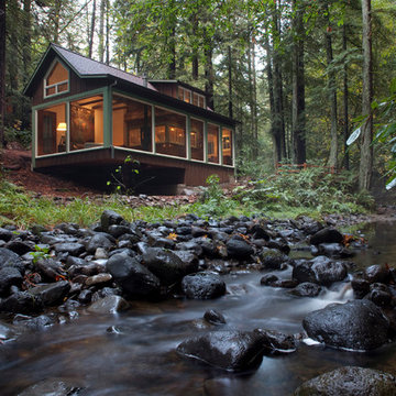 Creekside Cottage