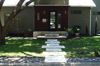 Minimalist exterior home photo in Austin