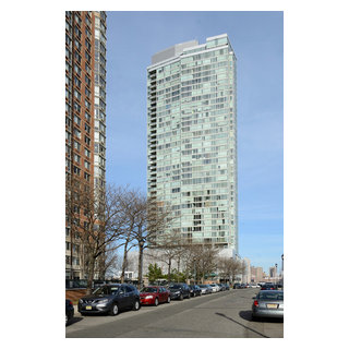 Crystal Point - Jersey City’s premier riverfront community - Modern