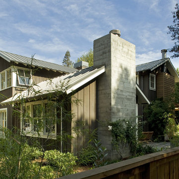 Custom Agrarian Residence