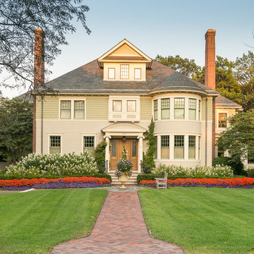 Custom Built Colonial Revival built by Dave Knecht