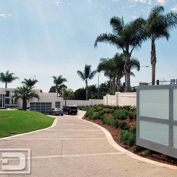 Custom Designed Modern Gates & Garage Doors in Newport Beach Made by Dynamic!
