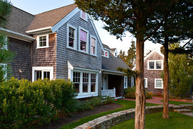 ボストンにあるおしゃれな家の外観の写真