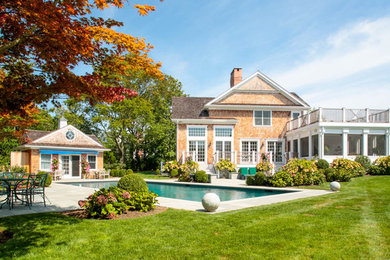 Beach style exterior home photo in New York