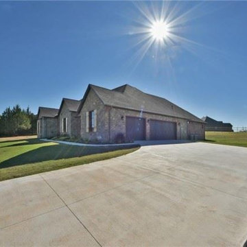 Custom Home in Edmond Oklahoma, Cedar Lake Estates Addition