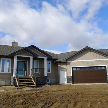 Custom Home: Louise Acerage