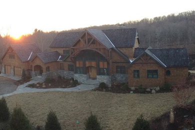 Example of a mountain style exterior home design in New York