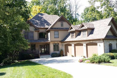 Example of a classic exterior home design in Indianapolis