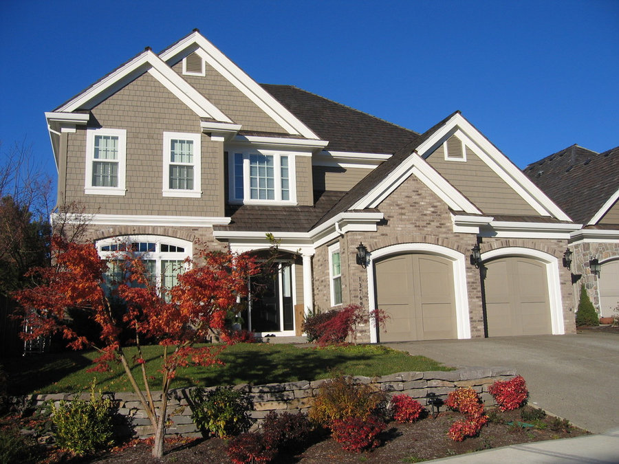 Daffodil Hill Neighborhood - Bull Mountain area, Tigard, OR