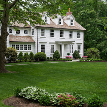 Darien Colonial