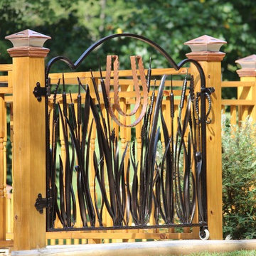 DC Stables Cattail Gates