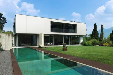 This is an example of a modern house exterior in Sydney.