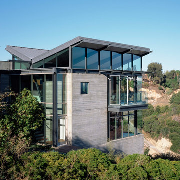 Descending Courtyard House