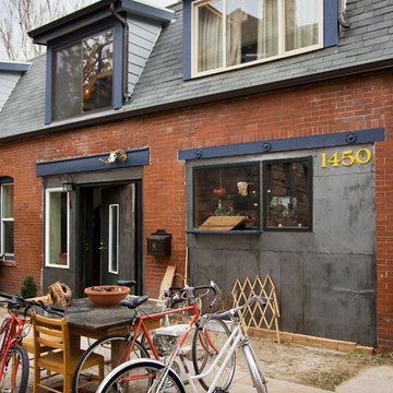 Detroit Street Carriage House