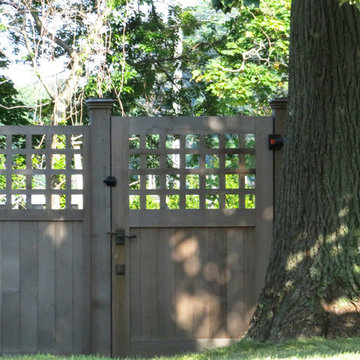Drive Gates #31, Fence Panel style #25, and Pedestrian Gate #103 in New Jersey