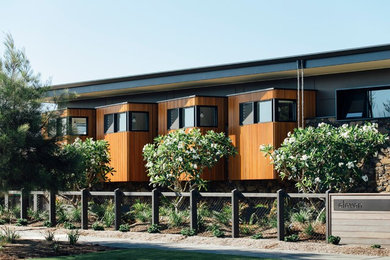 Einstöckiges Modernes Haus mit Steinfassade und Flachdach in Gold Coast - Tweed
