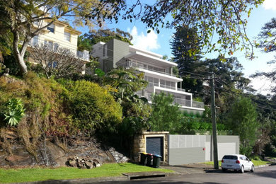 シドニーにある巨大なおしゃれな4階建ての家の写真