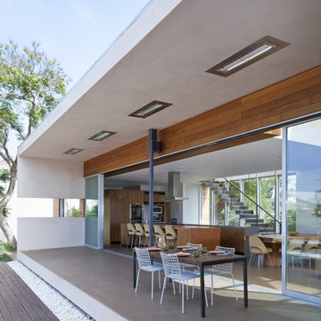 DuChateau Floors - Terra Collection in Zimbabwe / Horwitz Residence by Minarc