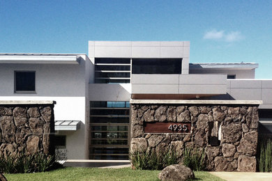 This is an example of a large contemporary house exterior in Hawaii.