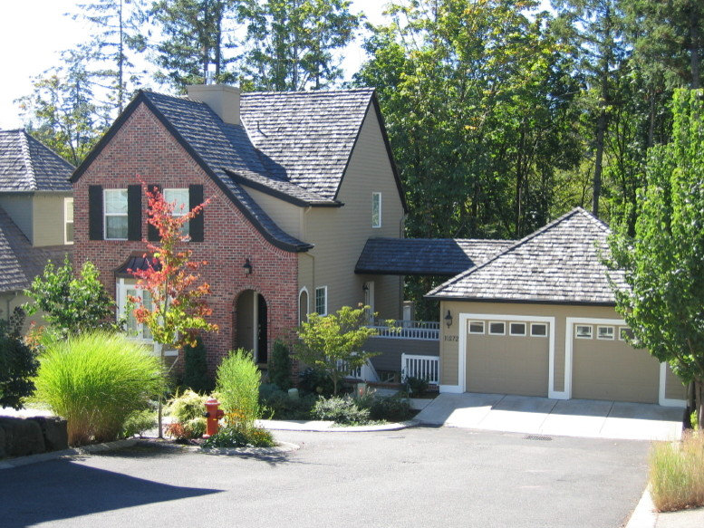 Edgewood Condominiums - Forest Heights neighborhood, Portland, OR