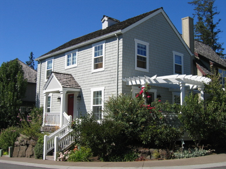 Edgewood Condominiums - Forest Heights neighborhood, Portland, OR