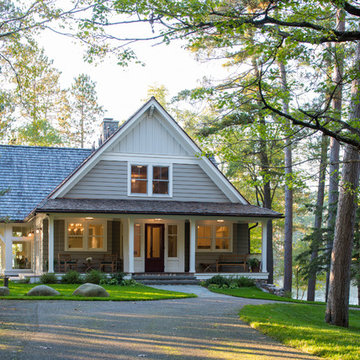 Elegant Lakeside Retreat
